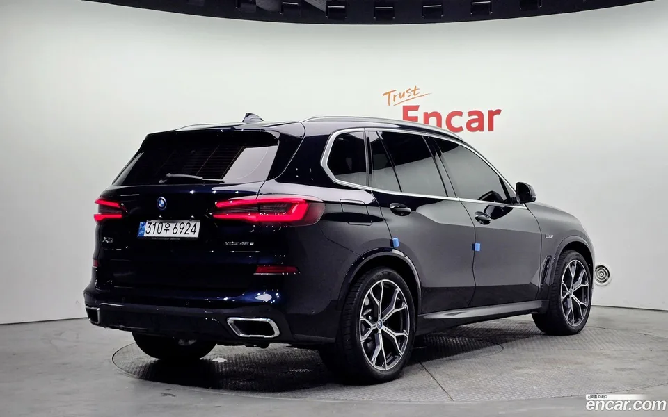 BMW X5 xDrive 45e M 2022 — миниатюра 2