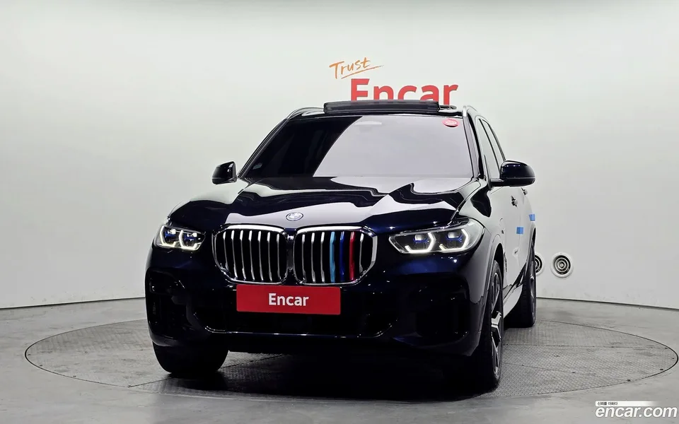 BMW X5 xDrive 45e M 2022 — миниатюра 3