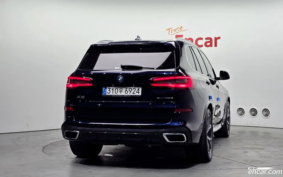 BMW X5 xDrive 45e M 2022 — миниатюра 4