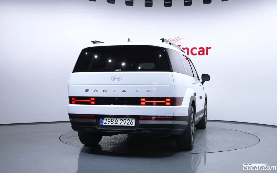 Hyundai Santa Fe HEV 1.6 2WD 2024 — миниатюра 4