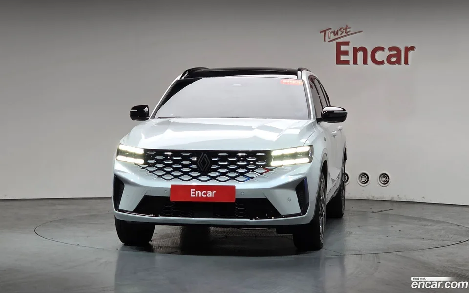 Renault Samsung Grand Koleos 1.5 E-TECH 2WD 2025 — миниатюра 3