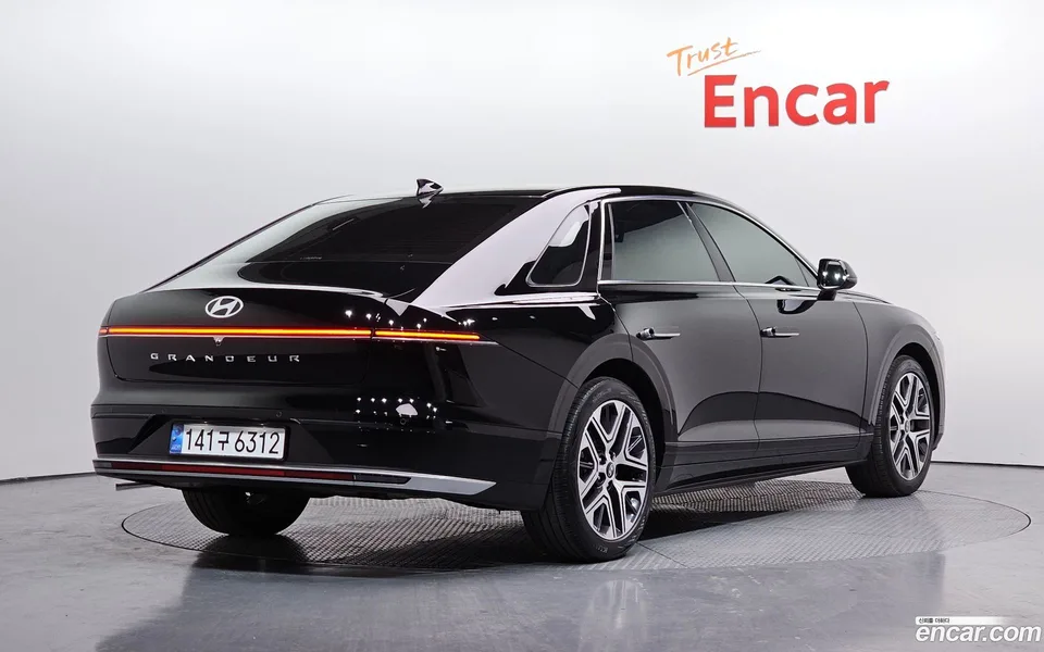 Hyundai Grandeur 2.5 2WD 2024 — миниатюра 2