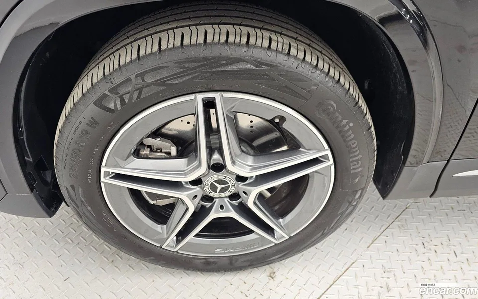 Mercedes-Benz GLA-Class GLA250 4MATIC 2025 — миниатюра 5