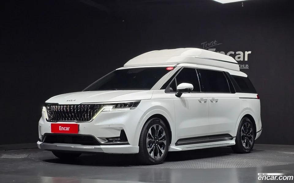 Kia Carnival 9 2022 — фото 1, купить с доставкой в Москву