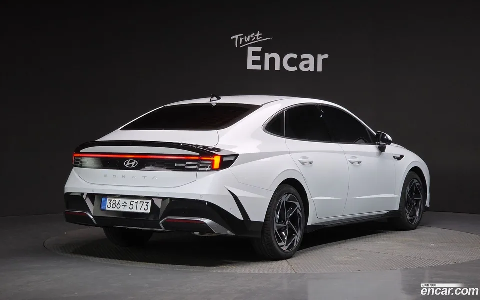 Hyundai Sonata The Edge Hybrid 2026 — миниатюра 2
