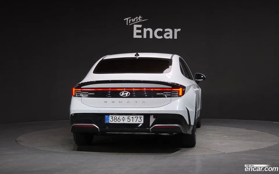 Hyundai Sonata The Edge Hybrid 2026 — миниатюра 4