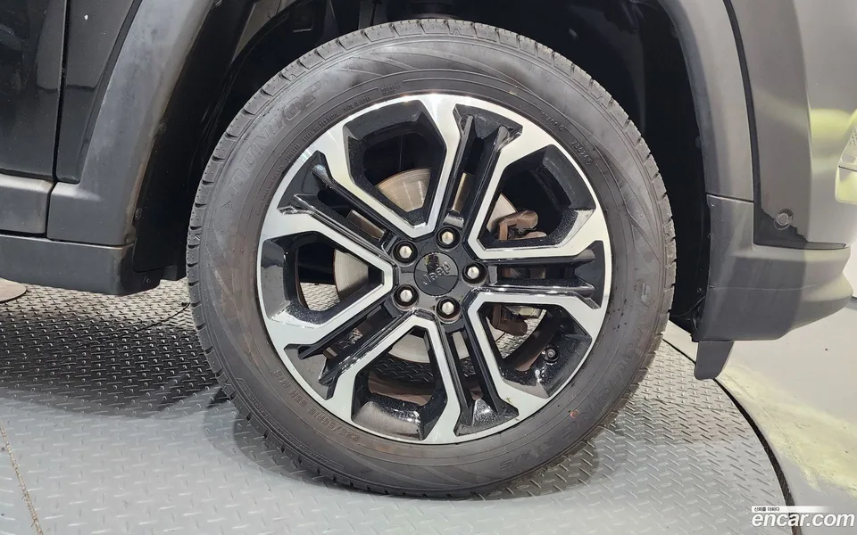 Jeep Compass 2.4 AWD 2022 — миниатюра 5