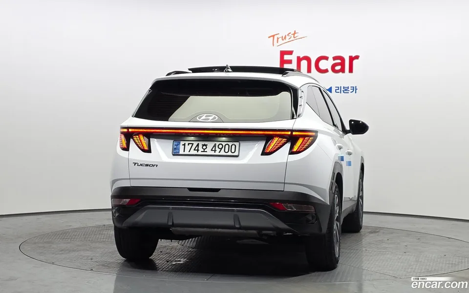 Hyundai Tucson Hybrid 2WD 2023 — миниатюра 4
