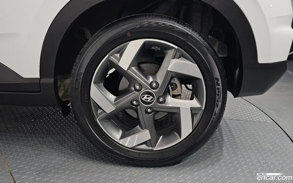 Hyundai Venue 1.6 2023 — миниатюра 5