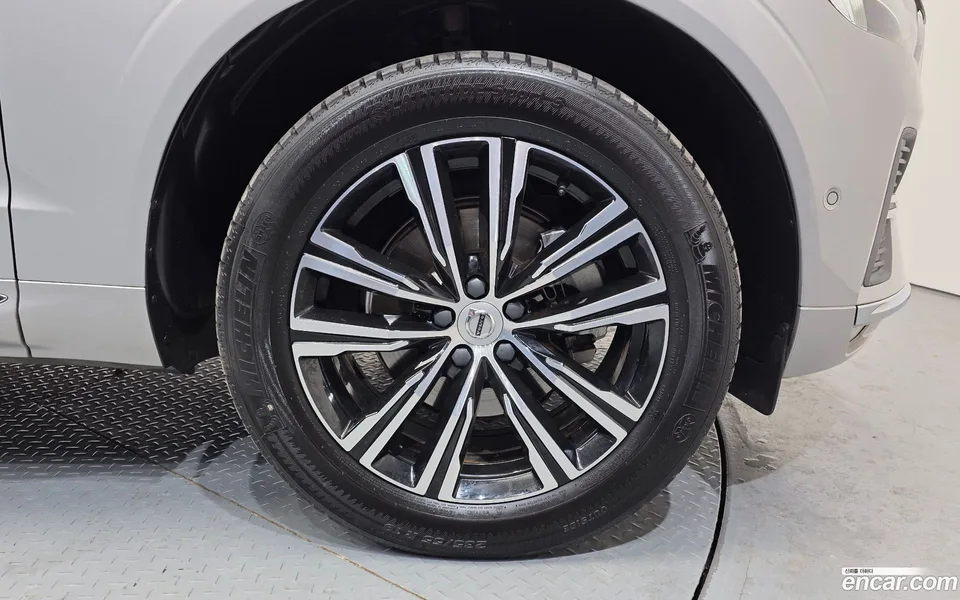 Volvo XC60 B5 2022 — миниатюра 5