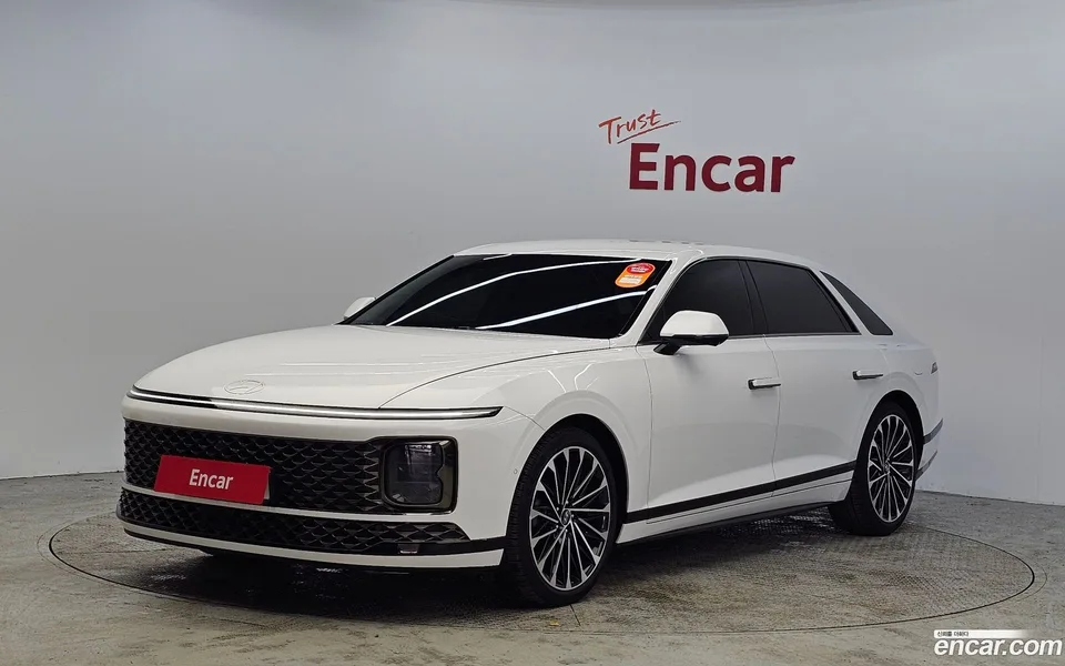 Hyundai Grandeur Hybrid 2023 — фото 1, купить с доставкой в Москву