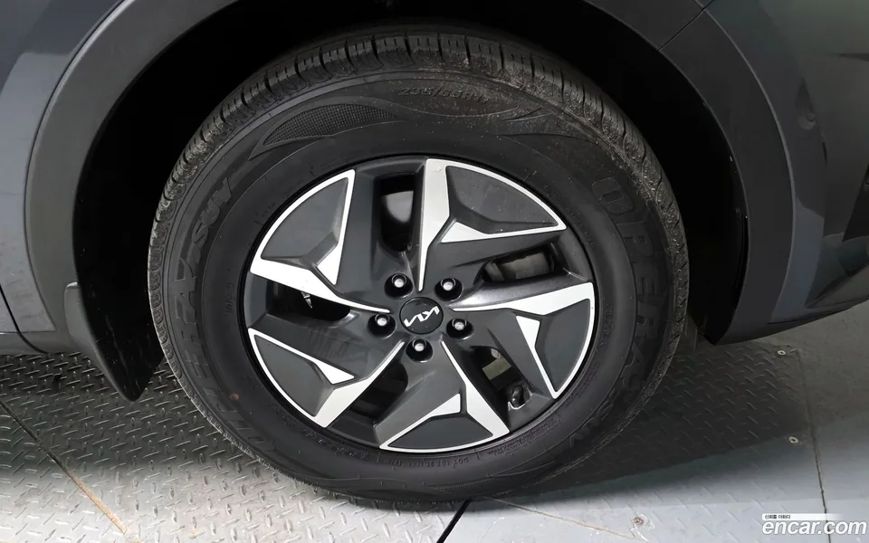 Kia Sorento HEV 1.6 2WD 2022 — миниатюра 5