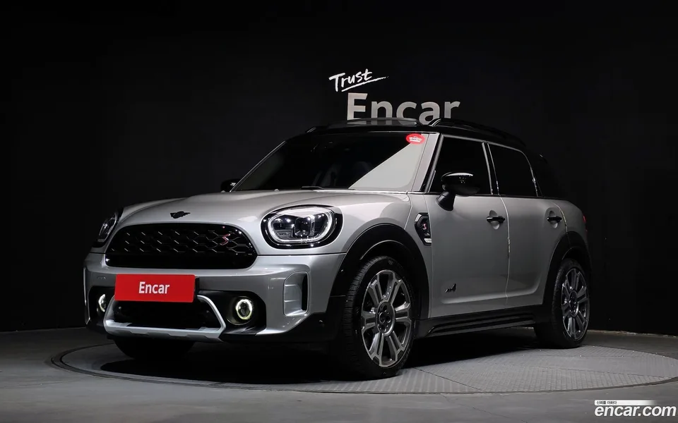 MINI Cooper S Countryman ALL4 2023 — фото 1, купить с доставкой в Москву