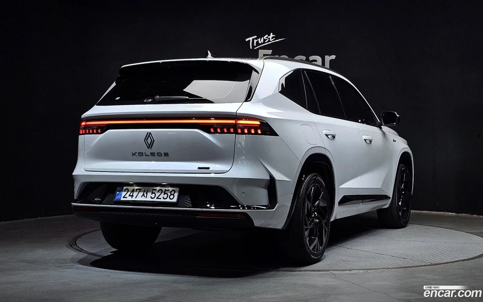 Renault Samsung Grand Koleos 1.5 E-TECH 2WD 2024 — миниатюра 2