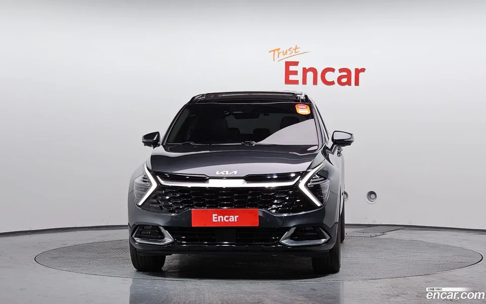 Kia Sportage 1.6 2WD 2023 — миниатюра 3