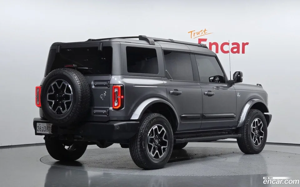 Ford Bronco 2.7 2022 — миниатюра 2