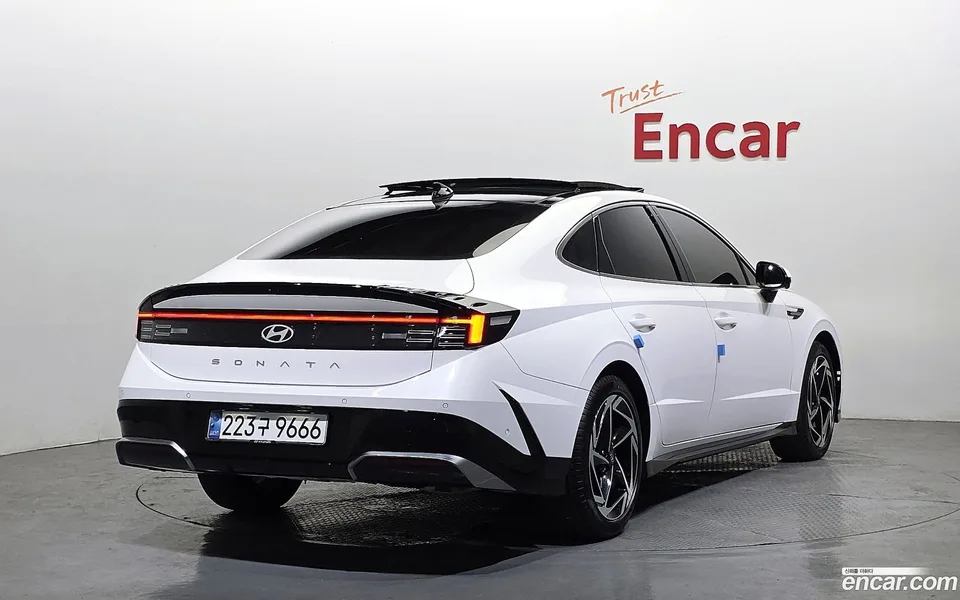 Hyundai Sonata The Edge Hybrid 2024 — миниатюра 2