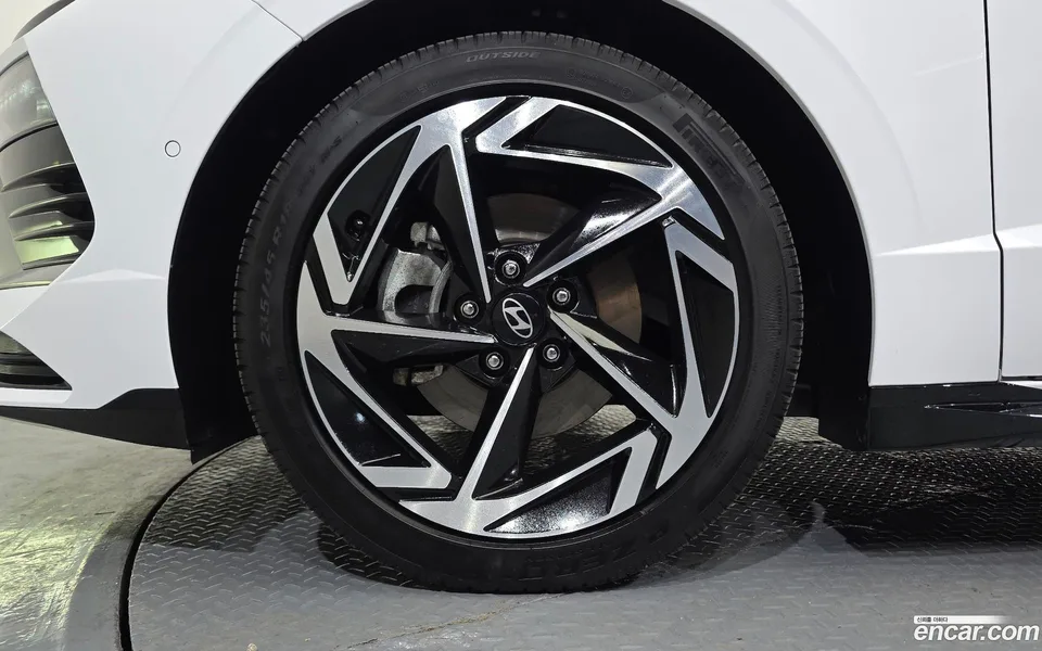 Hyundai Sonata The Edge Hybrid 2024 — миниатюра 5