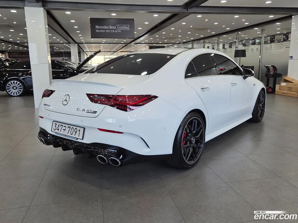 Mercedes-Benz CLA-Class AMG CLA 45 S 4MATIC+ 2025 — миниатюра 5
