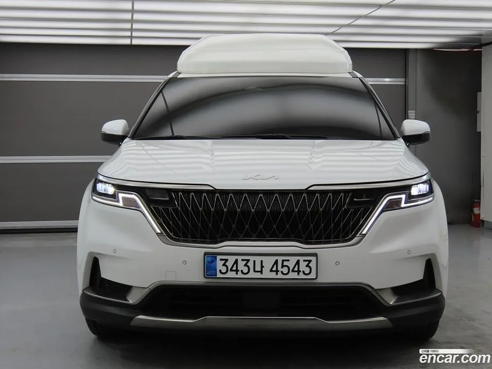 Kia Carnival (LPG) 2023 — миниатюра 2