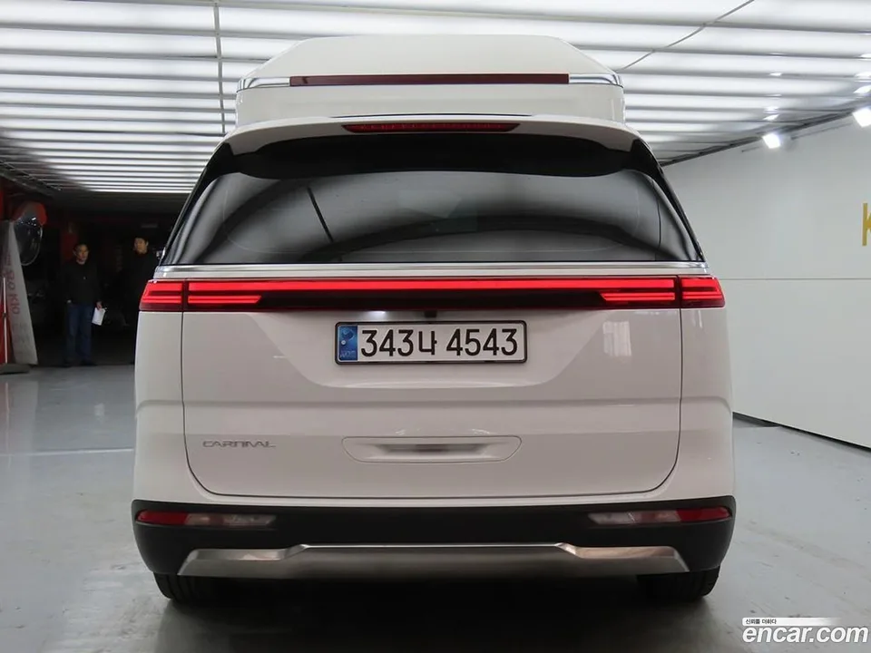 Kia Carnival (LPG) 2023 — миниатюра 3