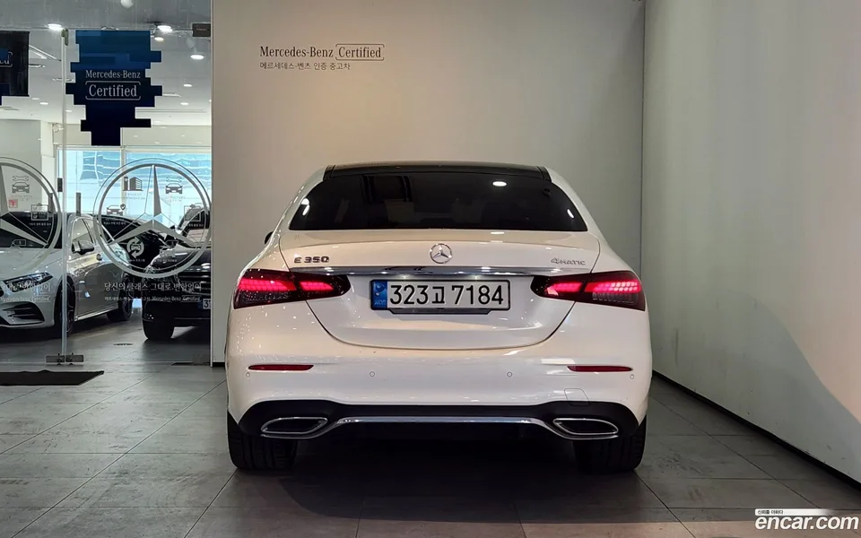 Mercedes-Benz E-Class E350 4MATIC AMG Line 2022 — миниатюра 4