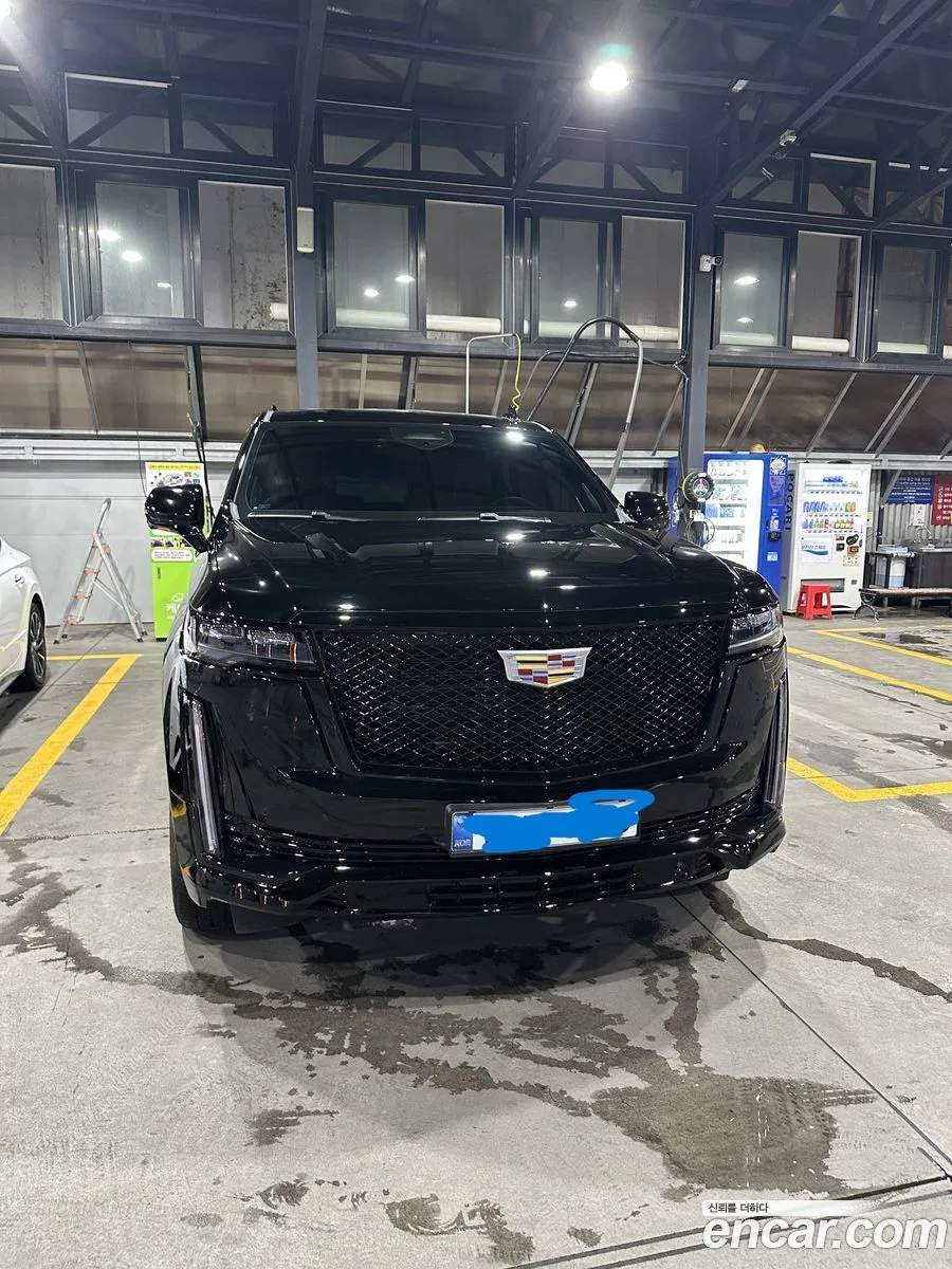 Cadillac Escalade 6.2 ESV 2023 — миниатюра 3