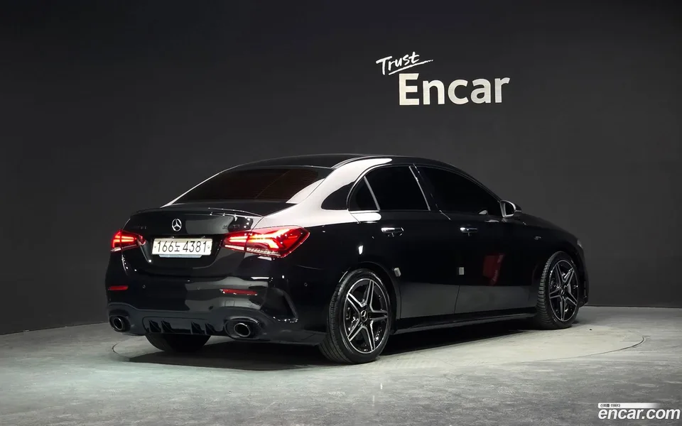 Mercedes-Benz A-Class AMG A35 4MATIC 2022 — миниатюра 2