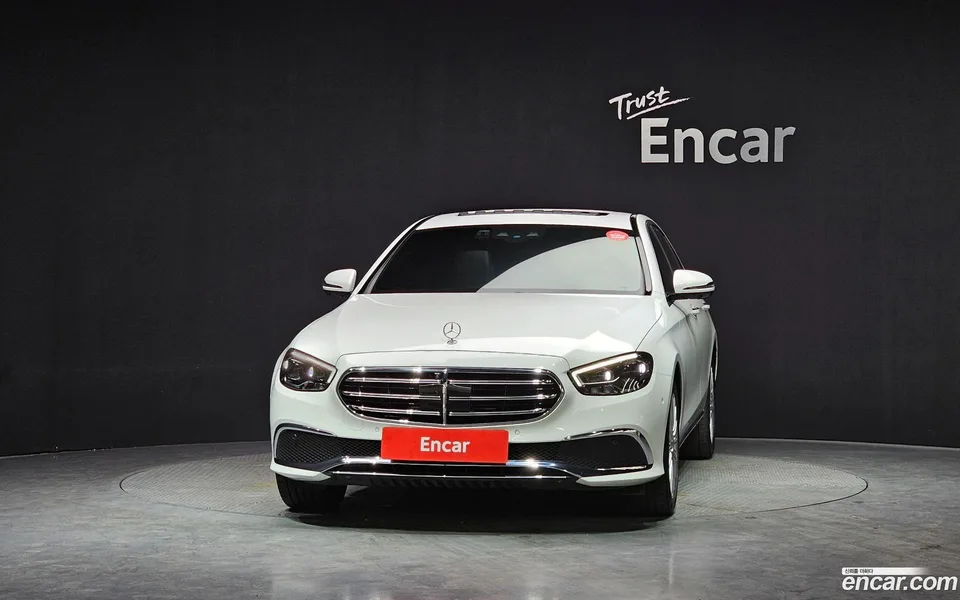 Mercedes-Benz E-Class E250 2022 — миниатюра 3