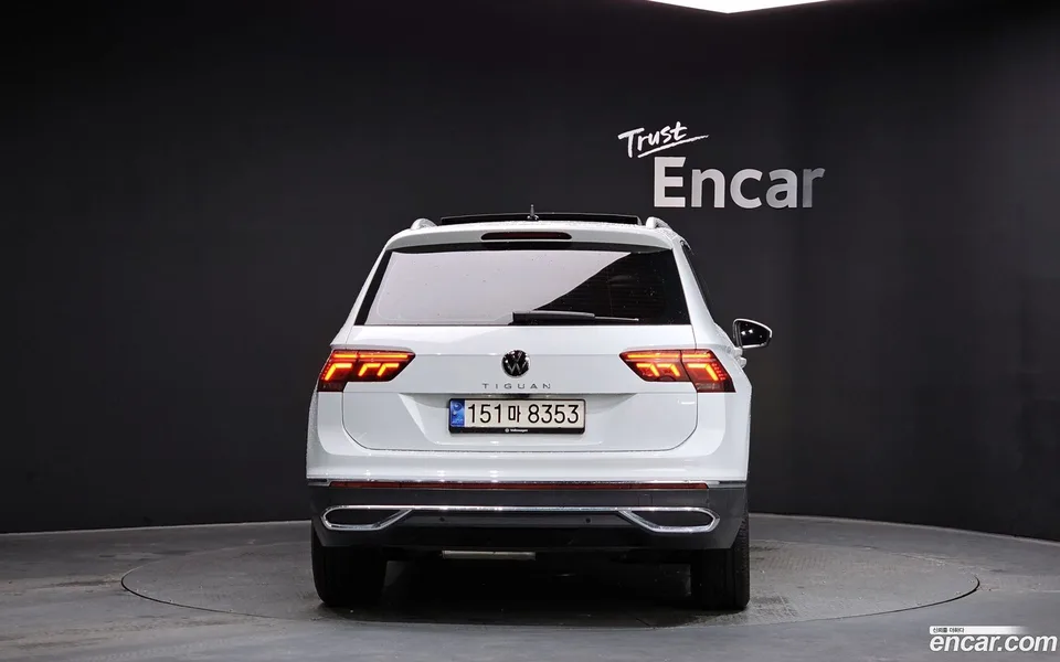Volkswagen Tiguan 2.0 TDI 2023 — миниатюра 4