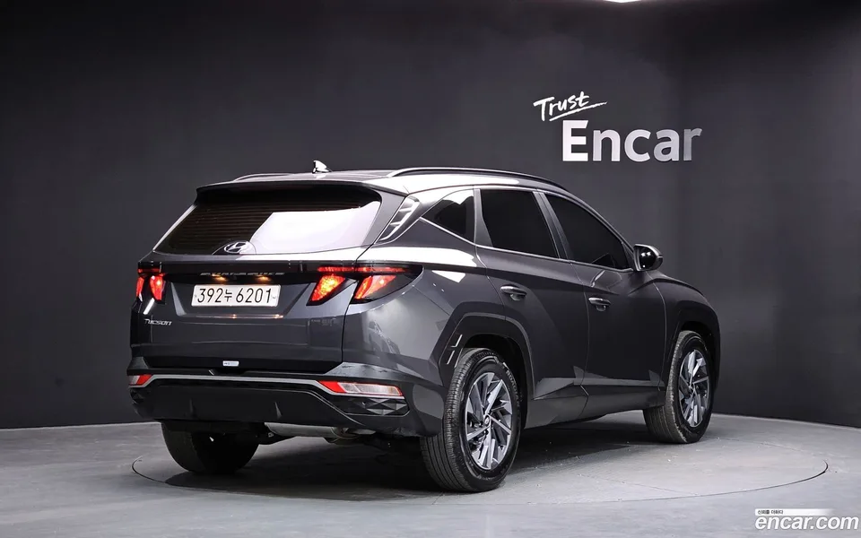 Hyundai Tucson 2.0 2WD 2022 — миниатюра 2