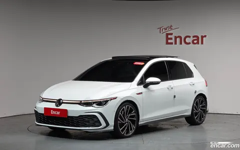 Volkswagen Golf 2023 купить в Москве