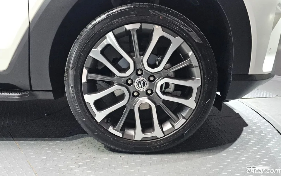 KG Mobility Torres 1.5 2WD 2023 — миниатюра 5