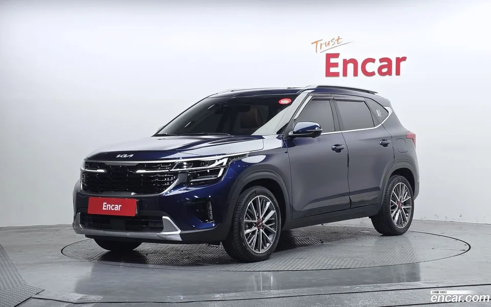 Kia Seltos 2.0 2WD 2022 — фото 1, купить с доставкой в Москву