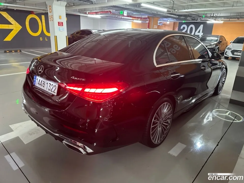 Mercedes-Benz C-Class C300 4MATIC AMG Line 2023 — миниатюра 5