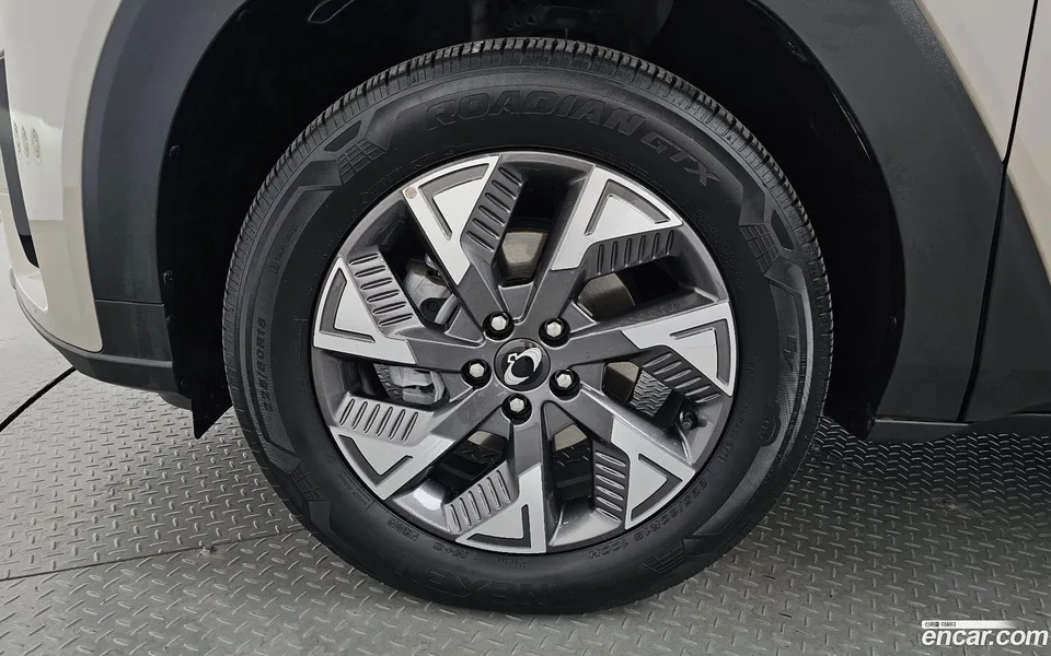 KG Mobility Torres EVX E7 2024 — миниатюра 5