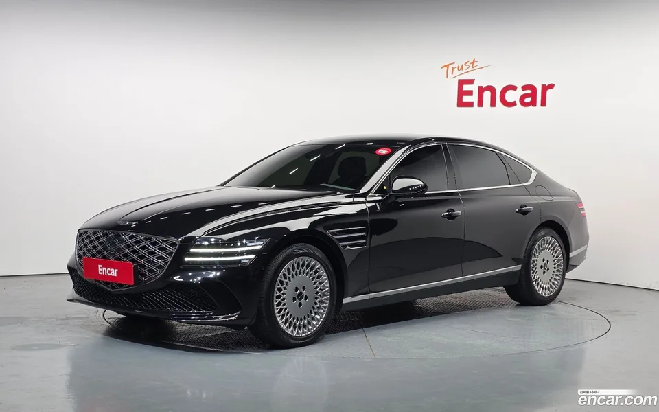 Genesis G80 2.5 AWD 2025 — фото 1, купить с доставкой в Москву