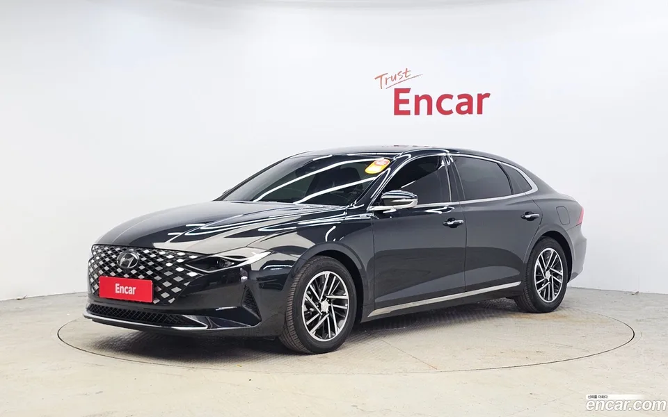 Hyundai Grandeur IG 2.5 2022 — фото 1, купить с доставкой в Москву