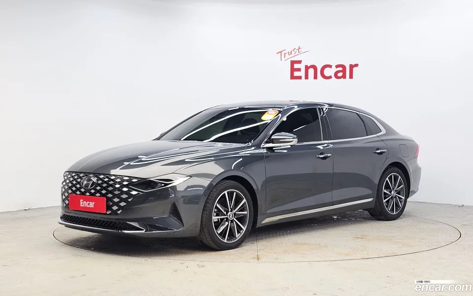 Hyundai Grandeur IG 2.5 2022 — фото 1, купить с доставкой в Москву