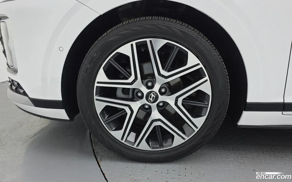 Hyundai Grandeur Hybrid 2023 — миниатюра 5