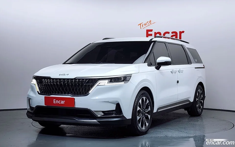 Kia Carnival 9 2022 — фото 1, купить с доставкой в Москву