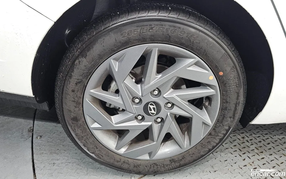 Hyundai Avante CN7 1.6 2025 — миниатюра 5