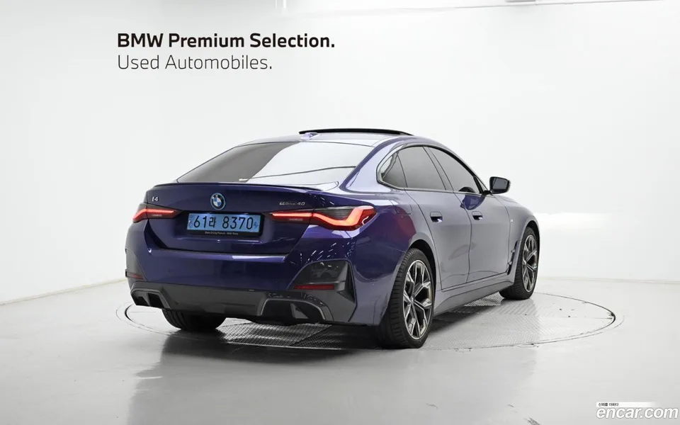 BMW i4 eDrive40 M 2023 — миниатюра 2