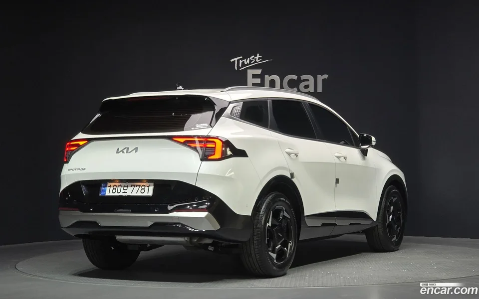 Kia Sportage 1.6 2WD 2025 — миниатюра 2