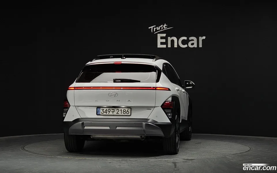 Hyundai Kona 1.6 4WD 2023 — миниатюра 4