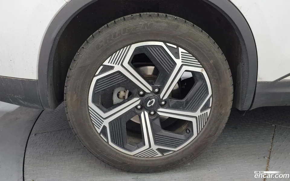Renault Samsung QM6 2.0 LPe RE 2WD 2023 — миниатюра 5