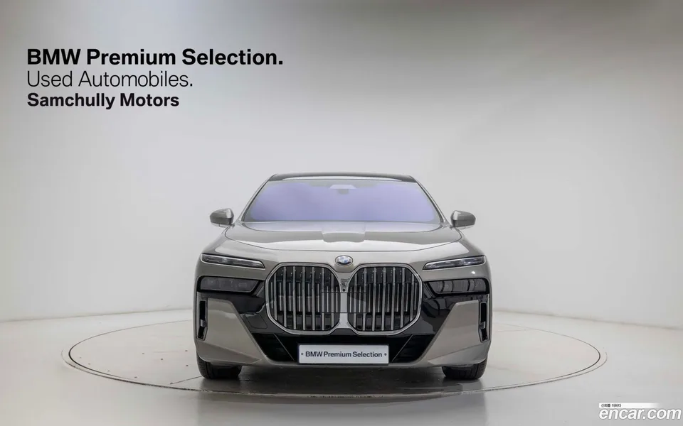 BMW 7 Series 740d xDrive M 2024 — миниатюра 2