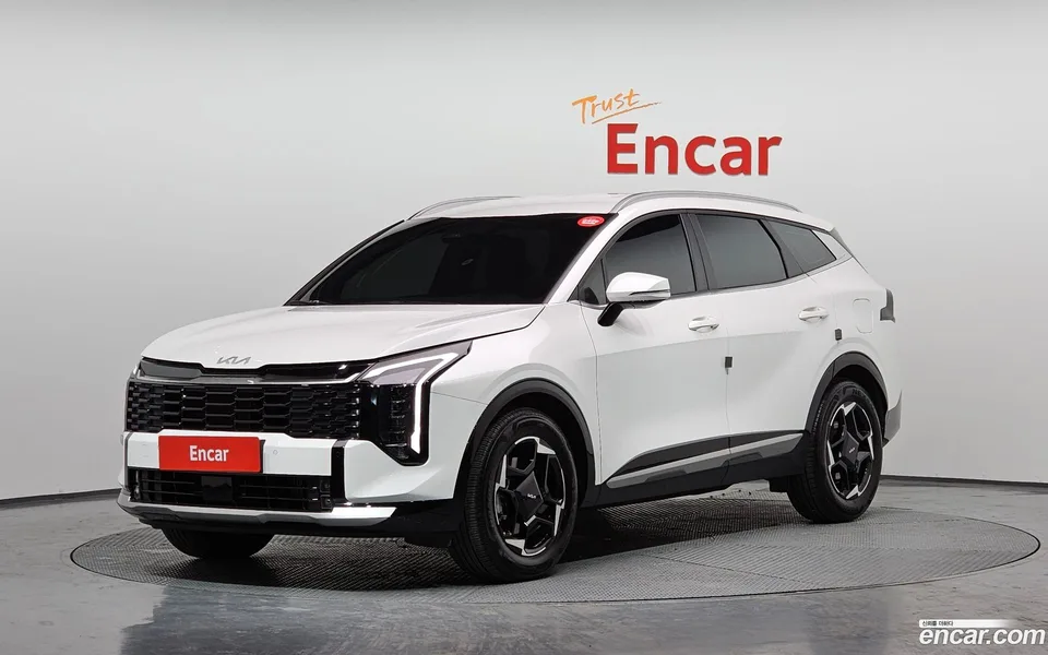 Kia Sportage 1.6 2WD 2025 — фото 1, купить с доставкой в Москву