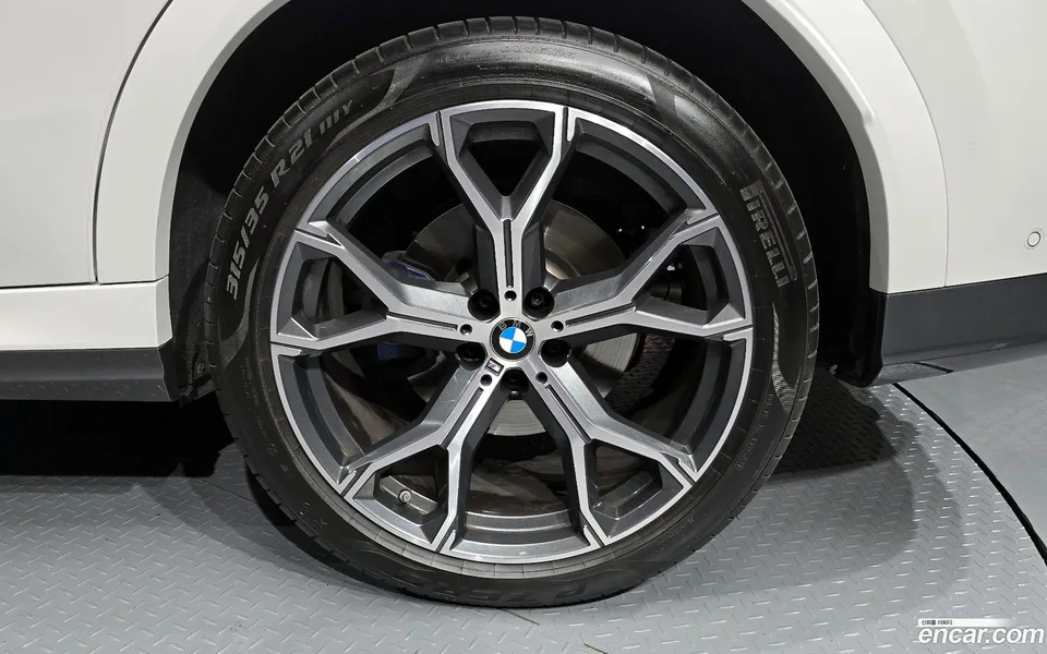 BMW X6 xDrive30d M 2023 — миниатюра 5
