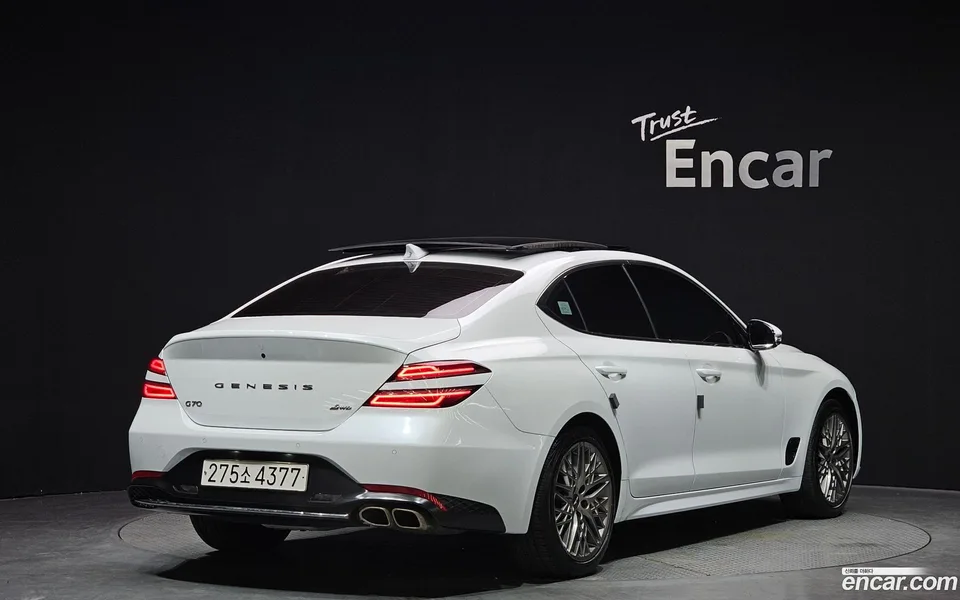 Genesis G70 2.0T 4WD 2022 — миниатюра 2